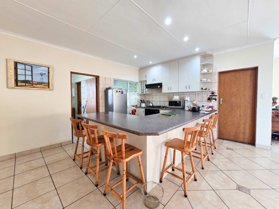 3 Bedroom Property for Sale in Stilbaai Wes Western Cape